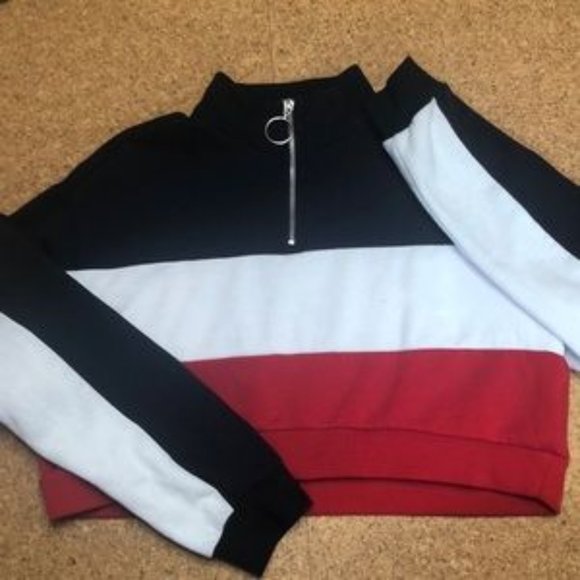 athletic top - Picture 1 of 1